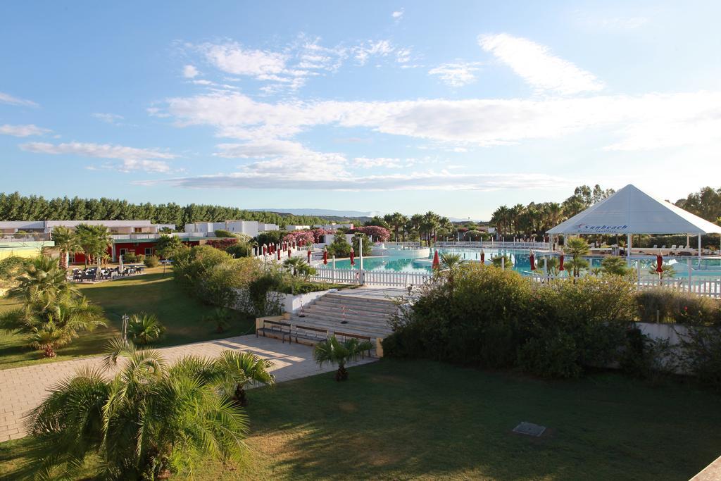 Club Esse Sunbeach Squillace Extérieur photo
